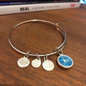 💙Alex and Ani March Birthstone Bracelet 💙